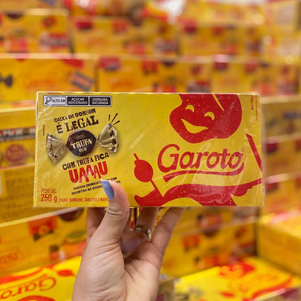 CAIXA DE BOMBOM GAROTO 250G