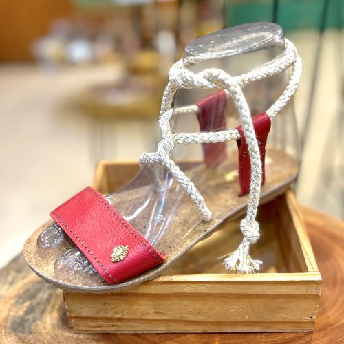 SANDÁLIA DEMEETER BB